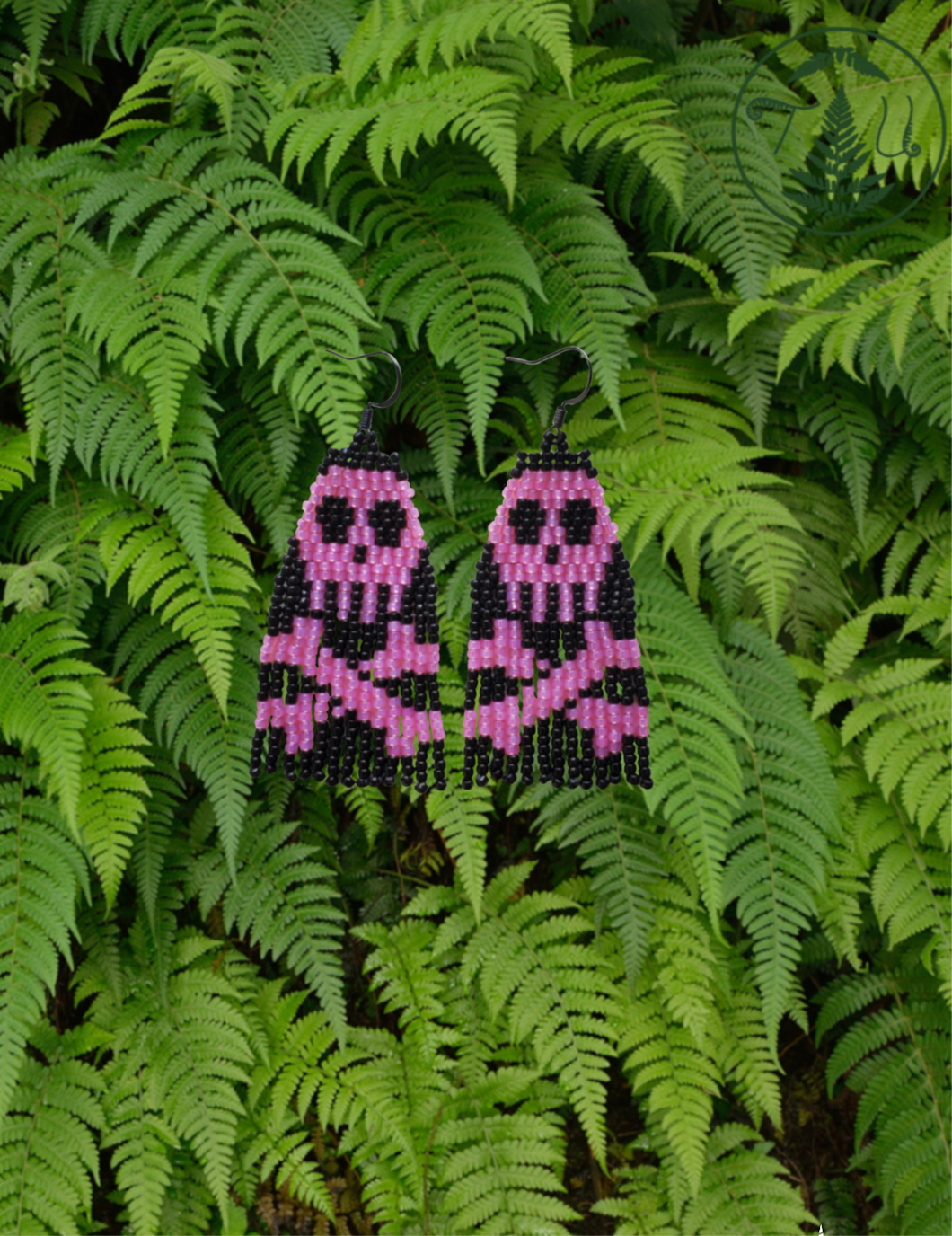 Skull and Crossbones - Black and Pink