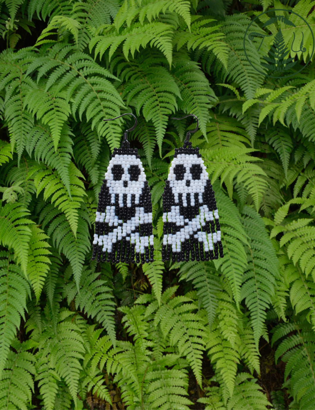 Skull and Crossbones - Black and White