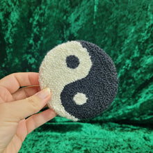 Load image into Gallery viewer, Mug Rug Yin Yang Coaster
